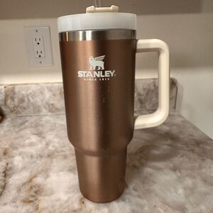 Stanley Tumbler-40oz Rose Gold